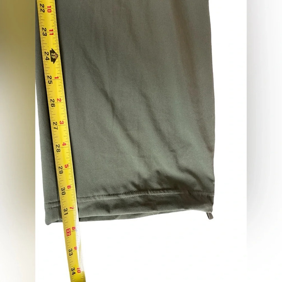 Calia by Carrie Underwood Lightweight Regular Fit Pants Size Medium Olive - Picture 5 of 6